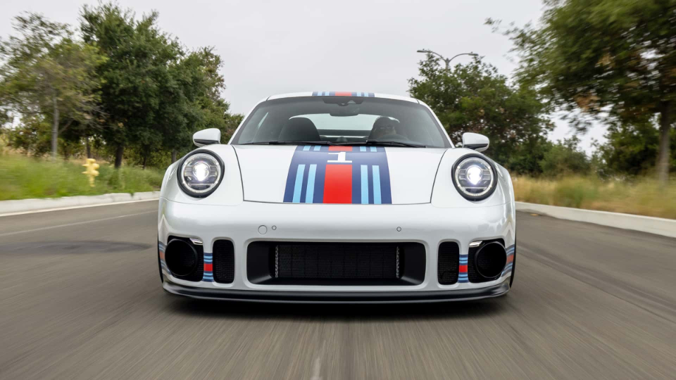 رضوانی رترو RR1